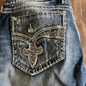 Like New Rock Revival Straight Jeans Size 34